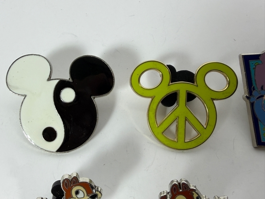 (12) Vintage Disney Trading Pins [Photo 7]