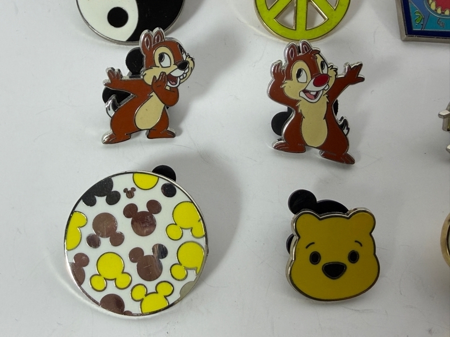 (12) Vintage Disney Trading Pins [Photo 4]