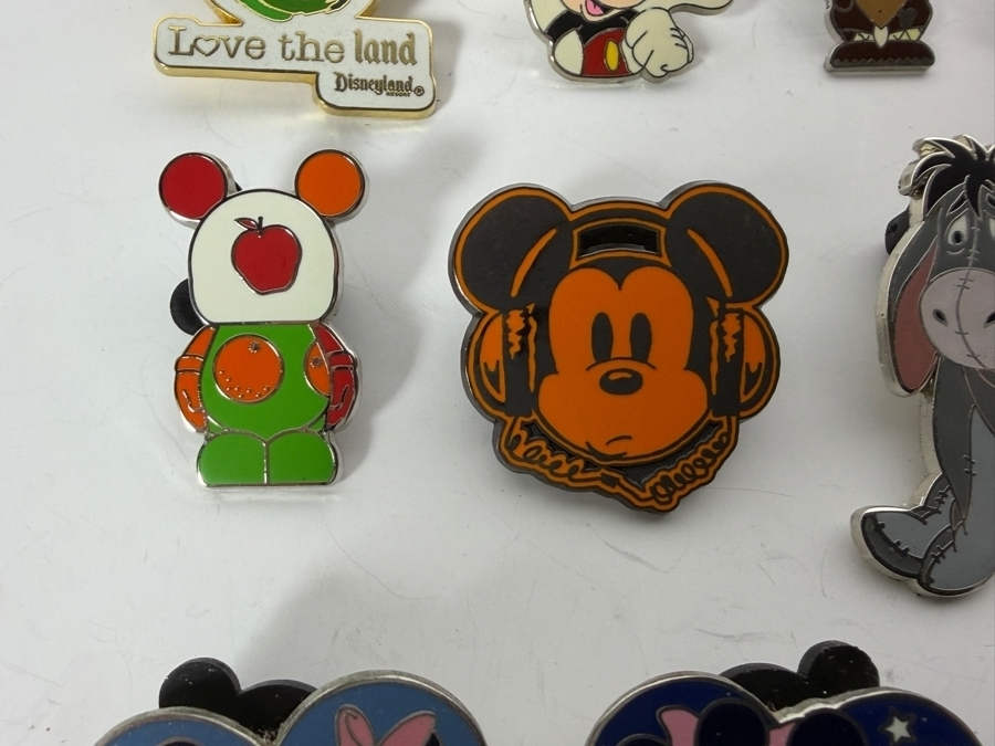 (12) Vintage Disney Trading Pins [Photo 5]