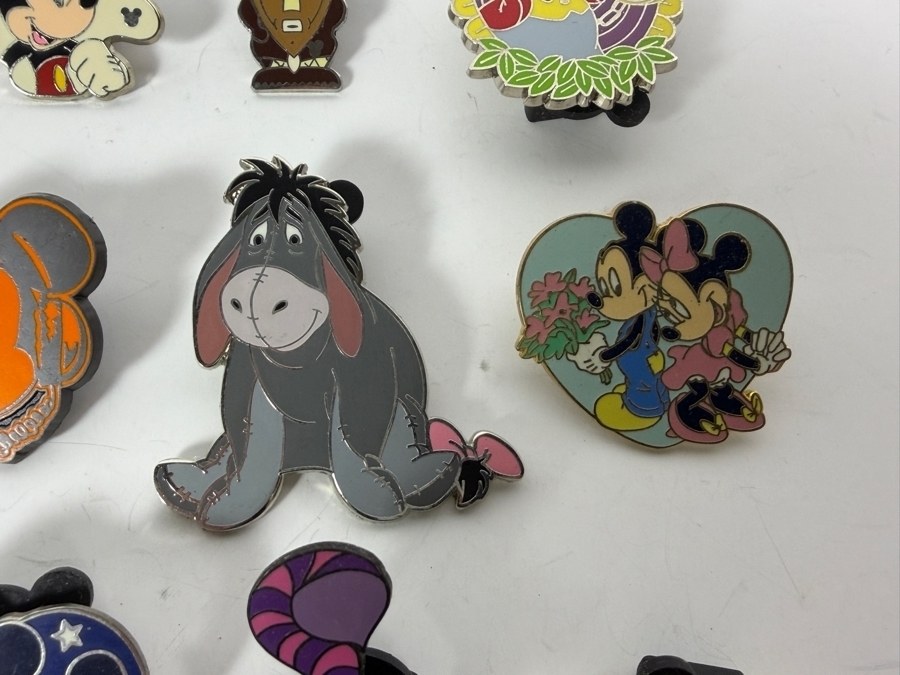 (12) Vintage Disney Trading Pins [Photo 4]