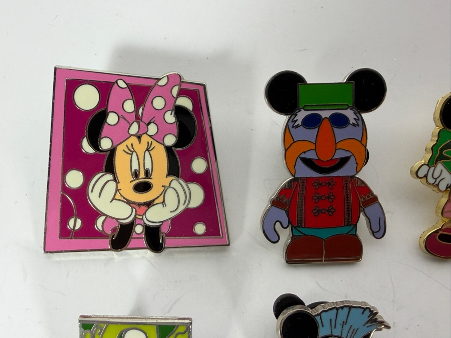 (12) Vintage Disney Trading Pins [Photo 8]
