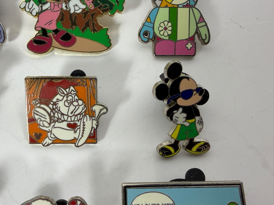 (12) Vintage Disney Trading Pins [Photo 6]
