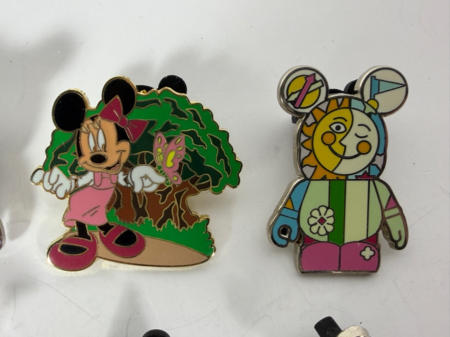 (12) Vintage Disney Trading Pins [Photo 7]