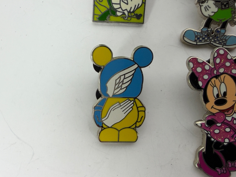 (12) Vintage Disney Trading Pins [Photo 4]