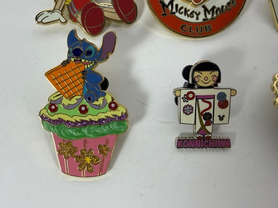 (12) Vintage Disney Trading Pins [Photo 9]