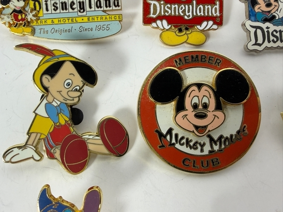 (12) Vintage Disney Trading Pins [Photo 6]