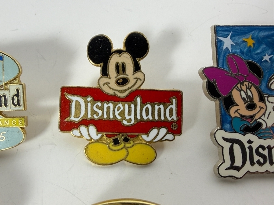 (12) Vintage Disney Trading Pins [Photo 3]