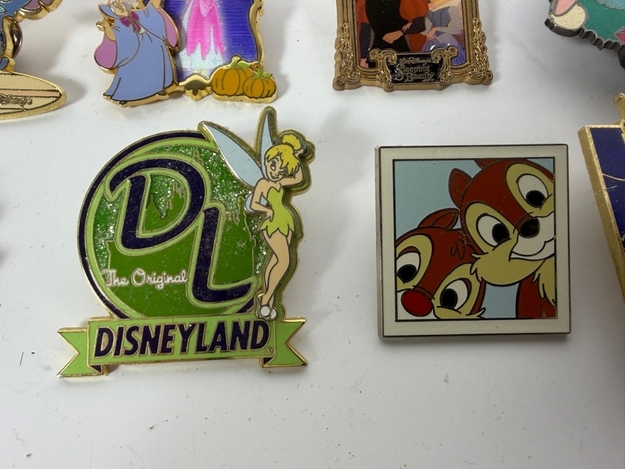 (12) Vintage Disney Trading Pins [Photo 4]