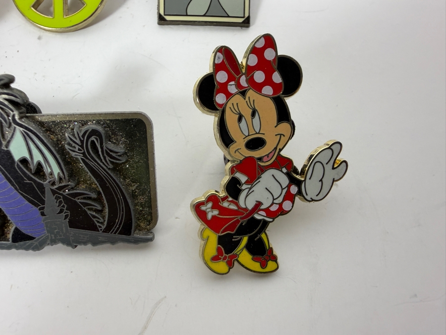 (12) Vintage Disney Trading Pins [Photo 10]