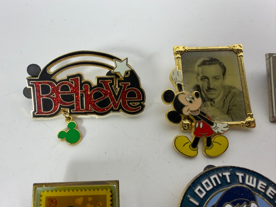 (12) Vintage Disney Trading Pins [Photo 2]