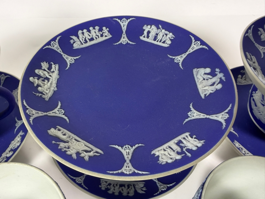 Vintage Wedgwood Dark Blue Jasperware Neoclassical Teacups And Saucers Set Of Six Plus Two Extra Cups Plates: 5.5'W Cups: 2.25'H [Photo 4]