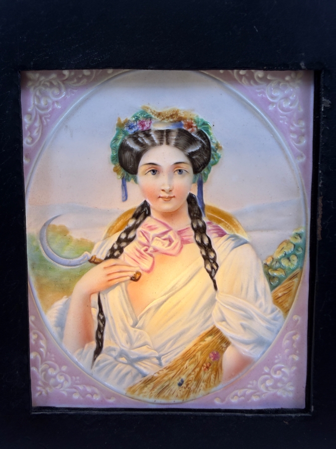 Antique German Porcelain Lithophane Light Box Featuring An Allegorical Portrait Of Summer 5.75'W X 2'D X 7.5'H [Photo 6]
