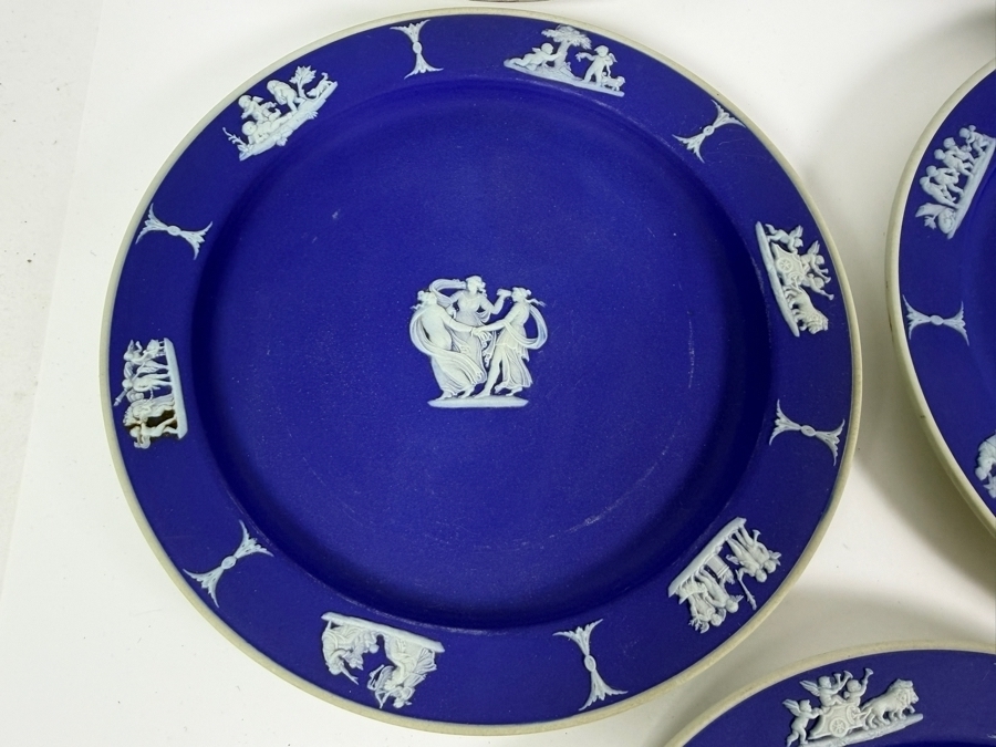 Vintage Wedgwood Dark Blue Jasperware Neoclassical Dinner Salad Plates Group Set Of Eight 8'W [Photo 5]