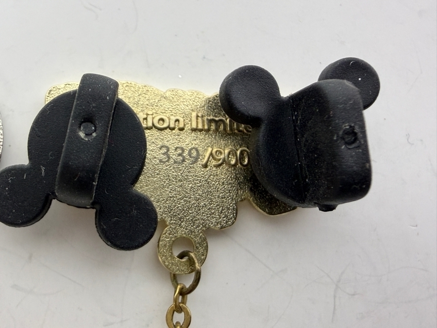 Vintage Limited Edition of 1,500 'Characters on Mickey Mouse Icon' Chip and Dale Disney Trading Pin and Limited Edition of 900 Disney Christmas Pin Featuring Mickey Mouse and Pluto Dangling from a '25 Decembre 2004' Sign [Photo 5]