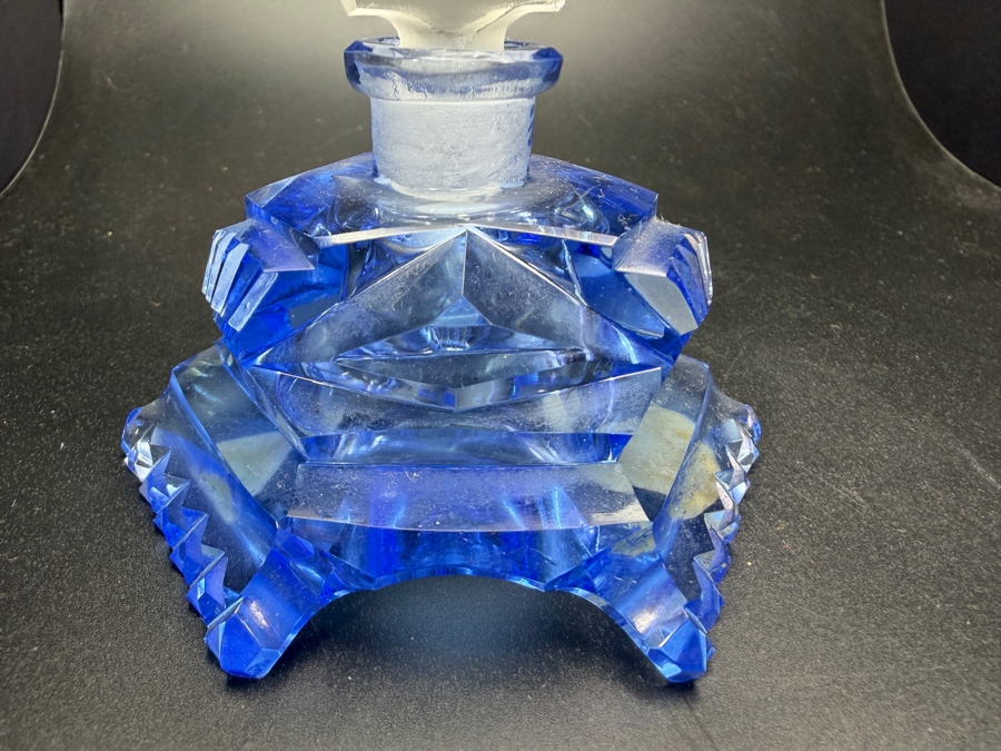 Vintage Czechoslovakia Art Deco Blue Glass Perfume Bottle With Frosted Openwork Flower Basket Stopper 7'H [Photo 3]