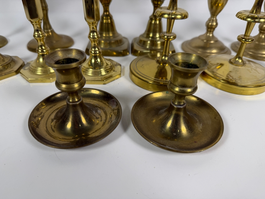 Collection Of Fourteen Vintage Cast Brass Candlesticks In Various Traditional Formats Including Hurricane Lamps [Photo 5]