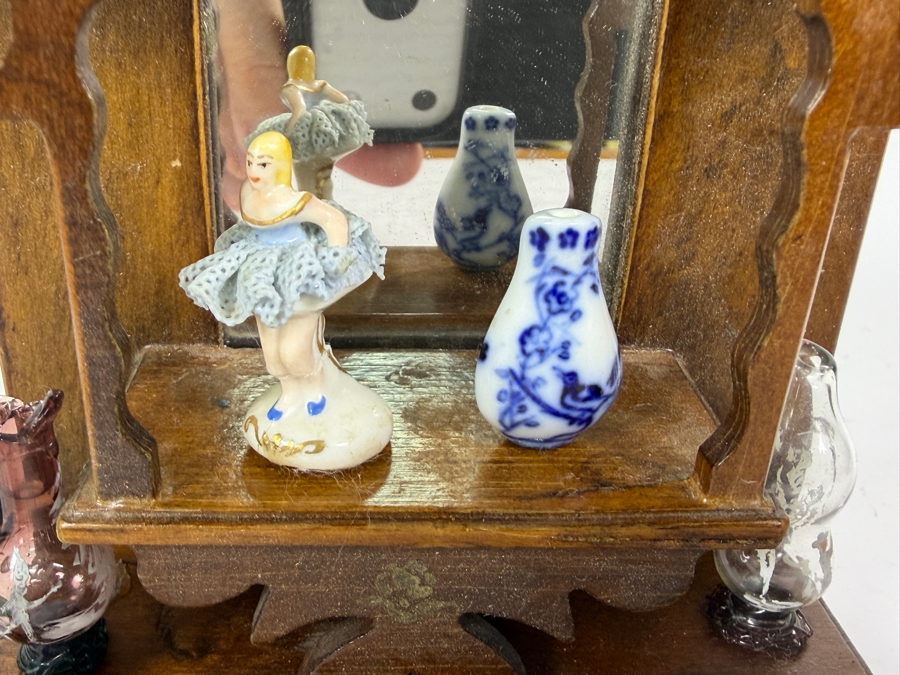 Vintage Shackman Japan Dollhouse Miniature Wooden Vanity Dressing Table Cabinet With Mirror And Six Assorted Knick Knacks [Photo 7]