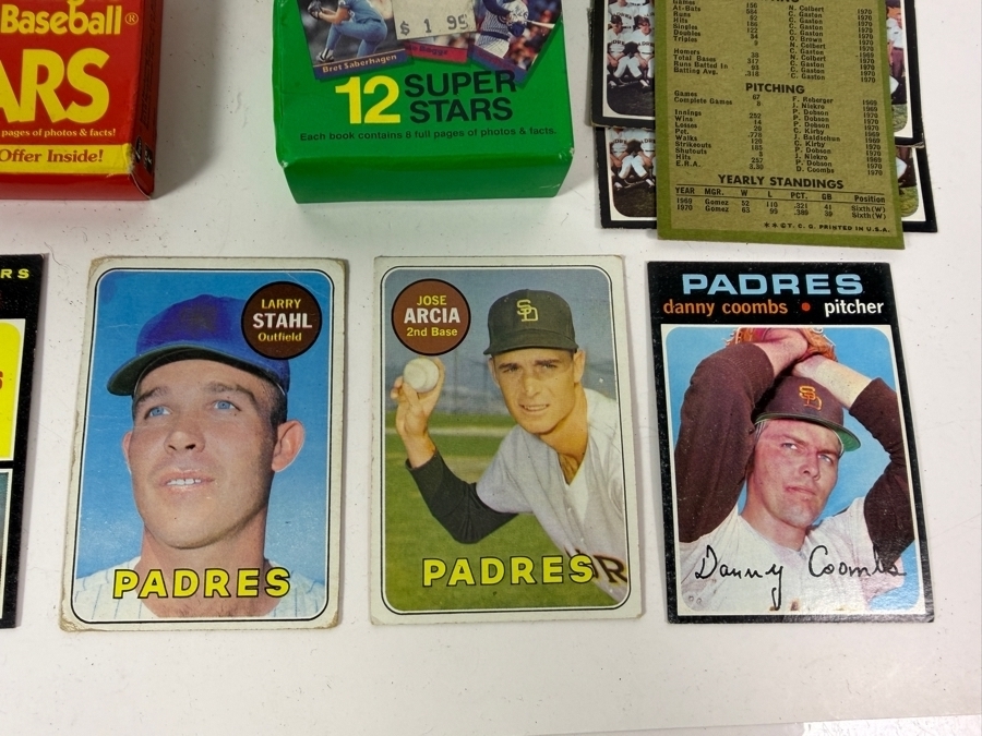 Collection of Vintage Baseball Cards - Some New Old Stock Packs - See Photos [Photo 5]