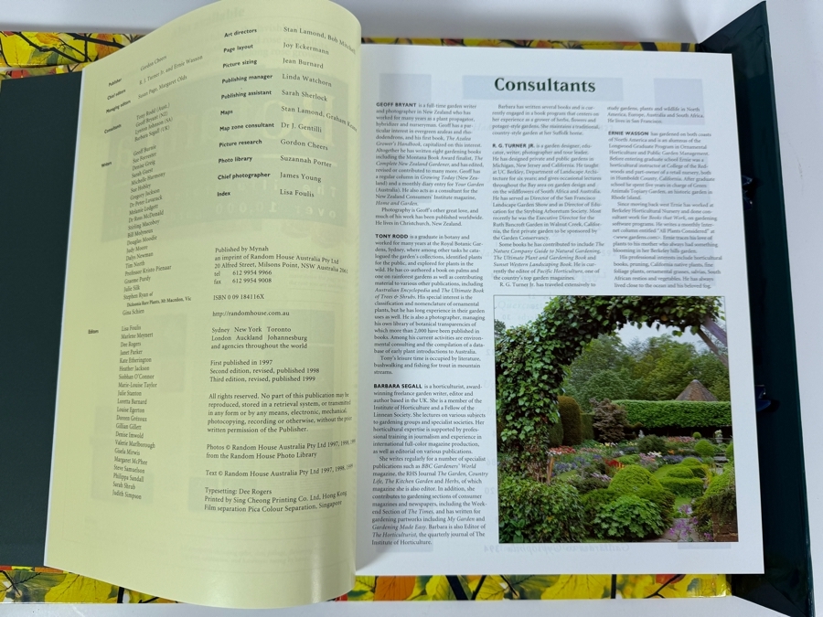 Vintage Botanica The Illustrated A To Z Of Over 10000 Garden Plants Hardcover Book Updated Edition [Photo 4]