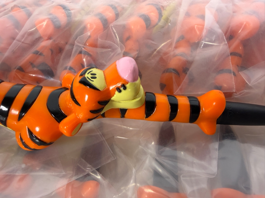 Collection of (20) New Old Stock Rare Disney Winnie the Pooh Tigger Bic Pens [Photo 3]