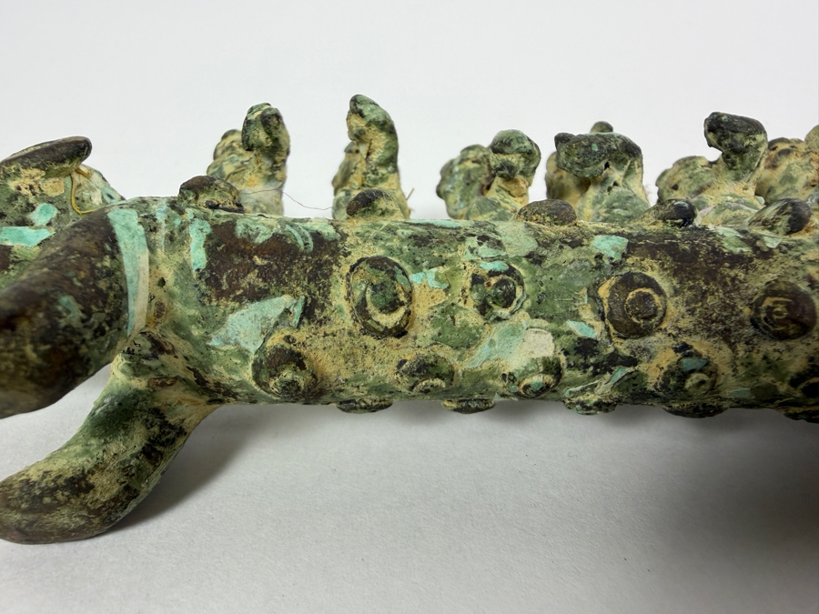 Old Bronze Artifact Sculpture with Multi-Figures Mounting a Mythical Leopard Creature 7W X 2.75H Heavy Weighs 706.1g [Photo 14]