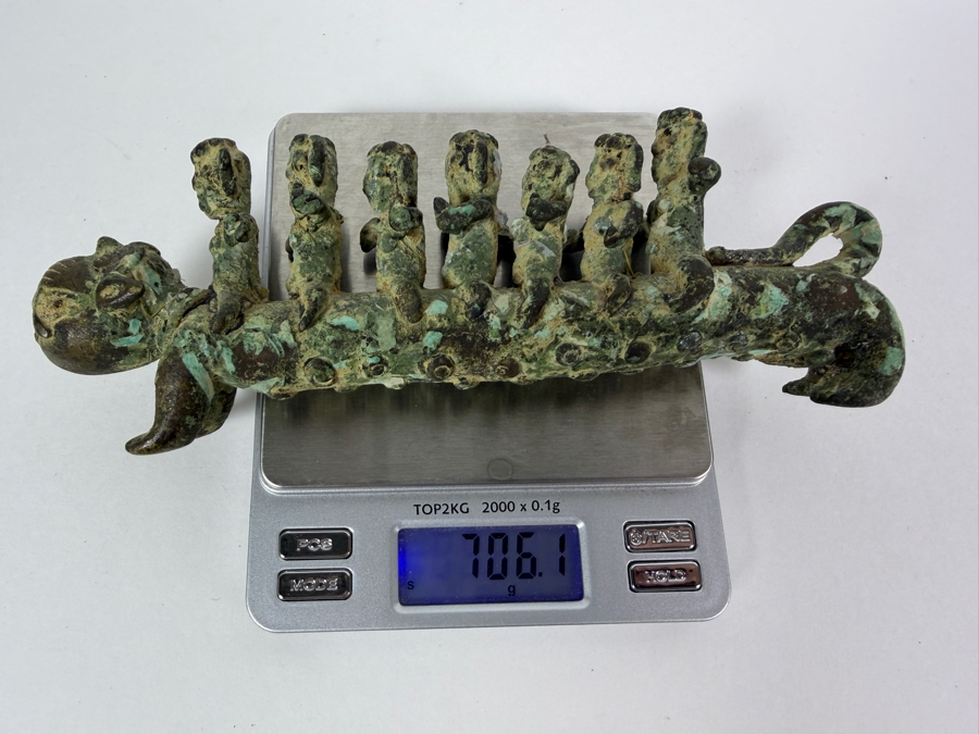 Old Bronze Artifact Sculpture with Multi-Figures Mounting a Mythical Leopard Creature 7W X 2.75H Heavy Weighs 706.1g [Photo 16]