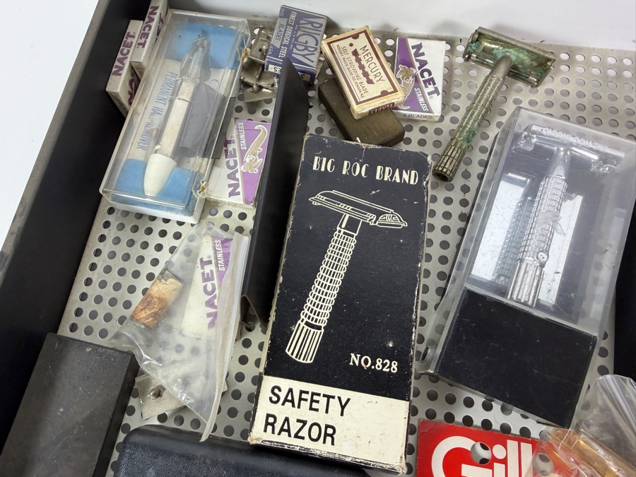 Vintage 1950s Gillette Brand Countertop Store Display Case Filled with Vintage Razors and Shaving Supplies - See Photos 19W X 18D X 3H [Photo 10]