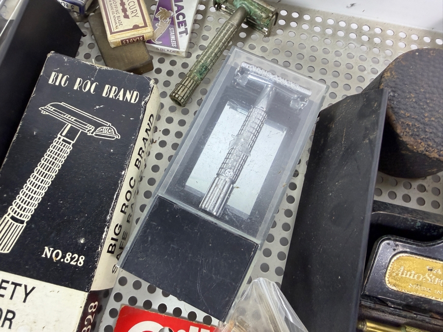 Vintage 1950s Gillette Brand Countertop Store Display Case Filled with Vintage Razors and Shaving Supplies - See Photos 19W X 18D X 3H [Photo 9]