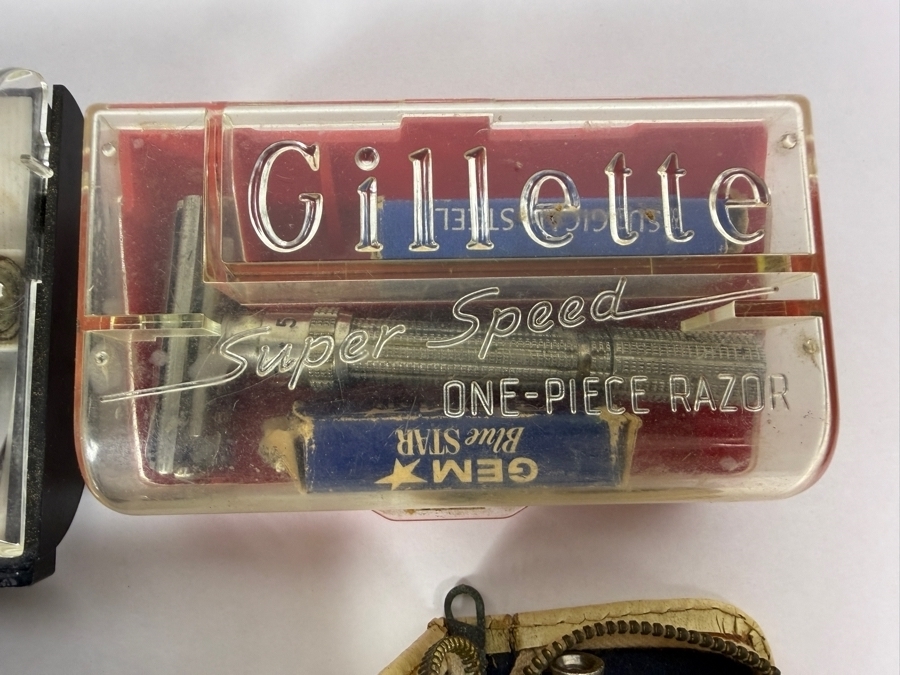 Collection of (4) Vintage Gillette Razors [Photo 3]