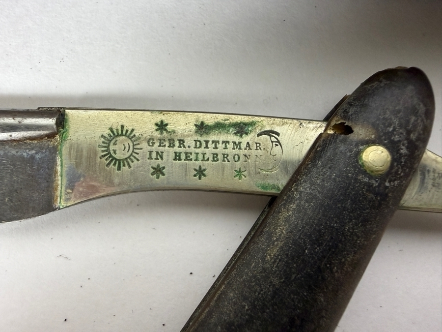 Vintage Pair of Gebruder Dittmar in Heilbronn, Germany Straight Razors with Case [Photo 7]