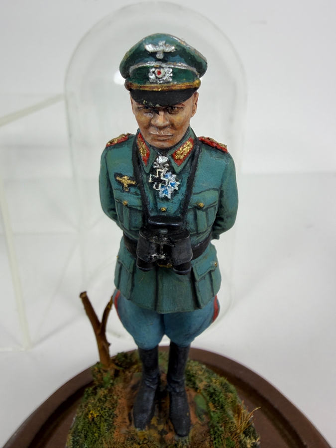 (3) Hand-painted Metal Military Figures With Protective Domes [Photo 8]