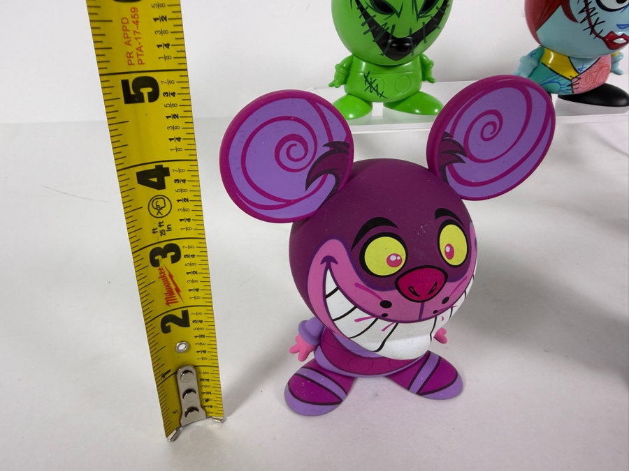 (6) Vinyl Collectible Figures from the Disney Shorts Series Designed by Artist Francisco Herrera Featuring Characters from Tim Burton's The Nightmare Before Christmas 4.5H [Photo 9]