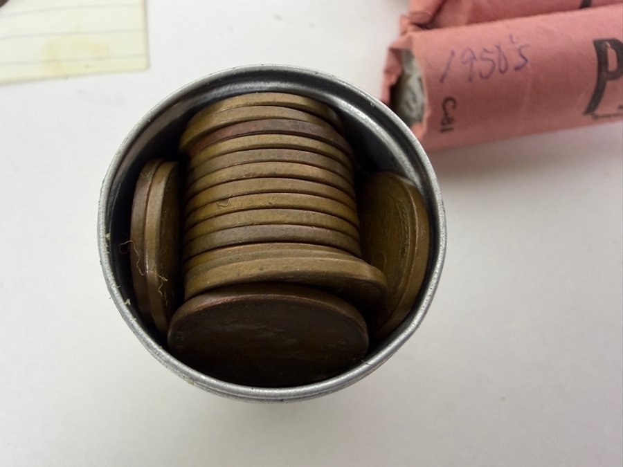 Collection of Vintage United States Lincoln Pennies Cents Plus 1900 Indian Head Cent [Photo 14]