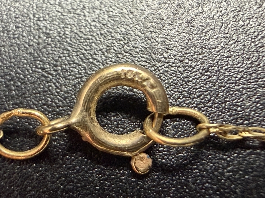 10k Gold Diamond Pendant with 10k Gold 18' Chain Necklace 2.2g [Photo 8]