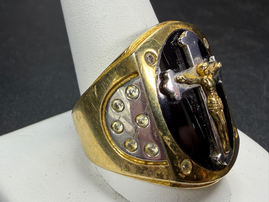 Vintage Sterling Silver Men Crucifix Shield Ring Featuring Carved Black Onyx Inlay And CZ Accents Signed BSI Size 12.25 14.2g [Photo 3]