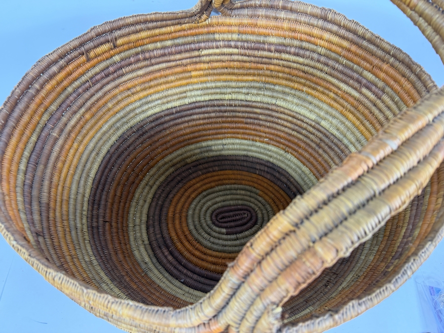 Antique Australian Aboriginal Gunditjmara Tribal Hand Woven Coiled Pandanus Grass Gathering Basket With Integrated Loop Handle 20'W X 17'H [Photo 3]