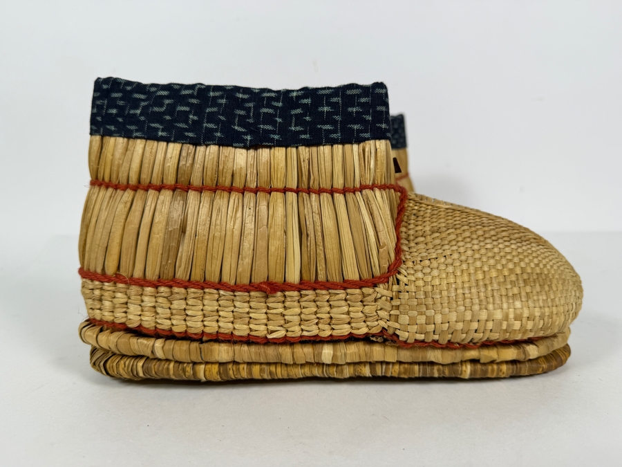 Pair Of Vintage Japanese Hand Woven Straw Fukagutsu Traditional Snow Boots With Indigo Kasuri Ikat Cotton Cuffs 11'L [Photo 6]