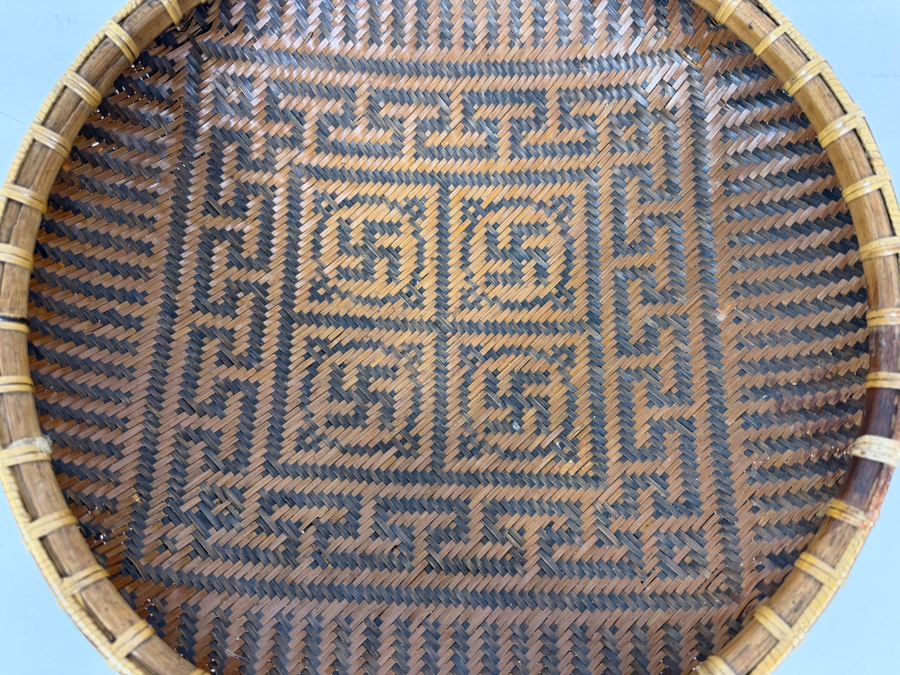 Vintage Chinese Two Tone Split Bamboo Winnowing Wedding Platter Basket With Woven Wan Character And Greek Key Fret Motifs 12.5'W X 4.5'H [Photo 5]