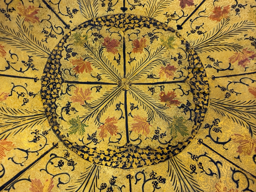 Vintage Mid Century Kashmiri Hand Painted Papier Mache Decorative Wall Plate Platter Featuring Traditional Chinar Leaves Pattern 12'W X 2'H [Photo 3]