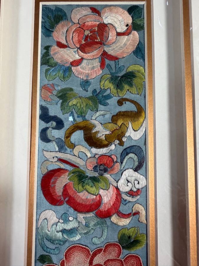 Just Added - Antique Chinese Framed Embroidered Sleeve Band with Hand Stitched Silk Peking Knot 3.75 X 18.5 [Photo 7]