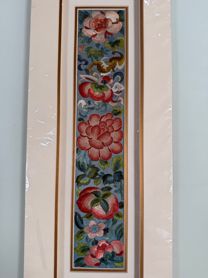 Just Added - Antique Chinese Framed Embroidered Sleeve Band with Hand Stitched Silk Peking Knot 3.75 X 18.5 [Photo 4]