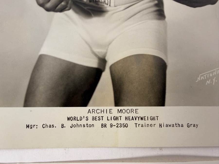 Just Added - Archie Moore Vintage Autographed Promotional Boxing Photos Set Of Four 8X10 All Hand Inscribed To Les Smee Dated March 1952 [Photo 4]