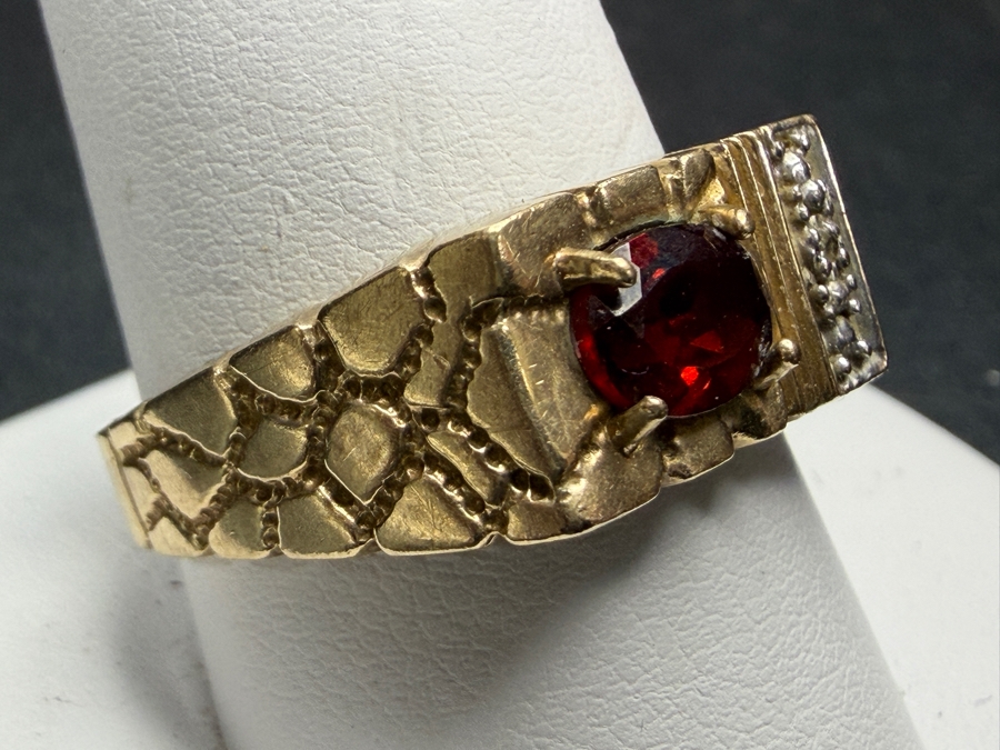 Just Added - Vintage Mens 10K Yellow Gold Nugget Ring Oval Cut Red Garnet Single Accent Diamond Size 10.5 Total Weight 3.8g [Photo 4]