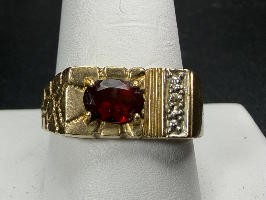Just Added - Vintage Mens 10K Yellow Gold Nugget Ring Oval Cut Red Garnet Single Accent Diamond Size 10.5 Total Weight 3.8g [Photo 2]