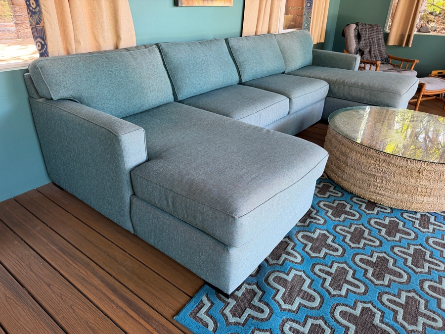 Just Added - U-Shaped Teal Fabric Sectional Sofa With Double Chaise Lounges 136'W X 60'D [Photo 3]