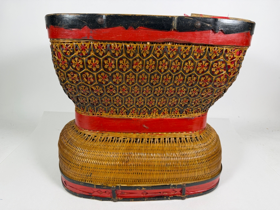 Vintage Chinese Woven Bamboo Hourglass Basket 16W X 9.5D X 14H [Photo 8]