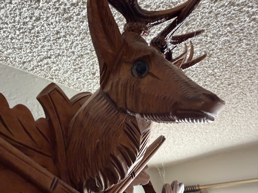 Large Vintage Black Forest Germany Wooden Hunter-Style Cuckoo Clock Working [Photo 7]