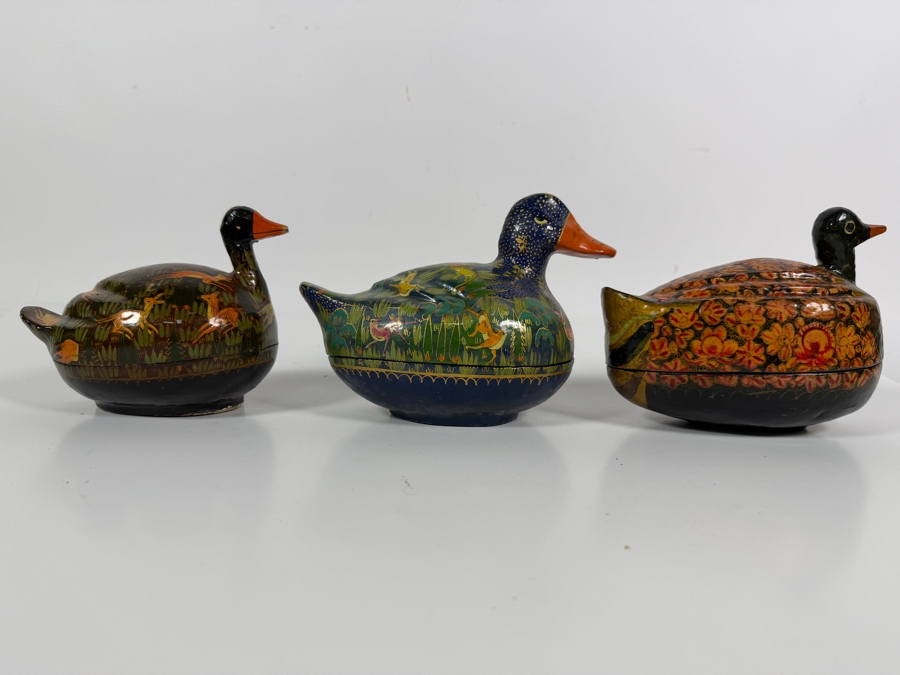 (3) Vintage Kashmiri Paper Mache Trinket Boxes in Shape of Ducks 7W X 5H [Photo 9]
