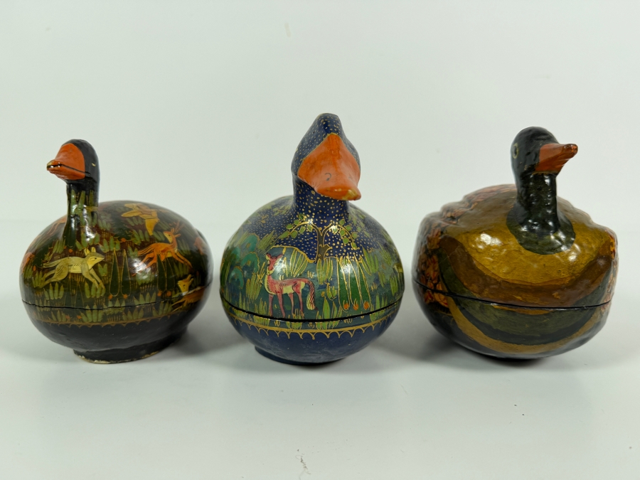 (3) Vintage Kashmiri Paper Mache Trinket Boxes in Shape of Ducks 7W X 5H [Photo 8]
