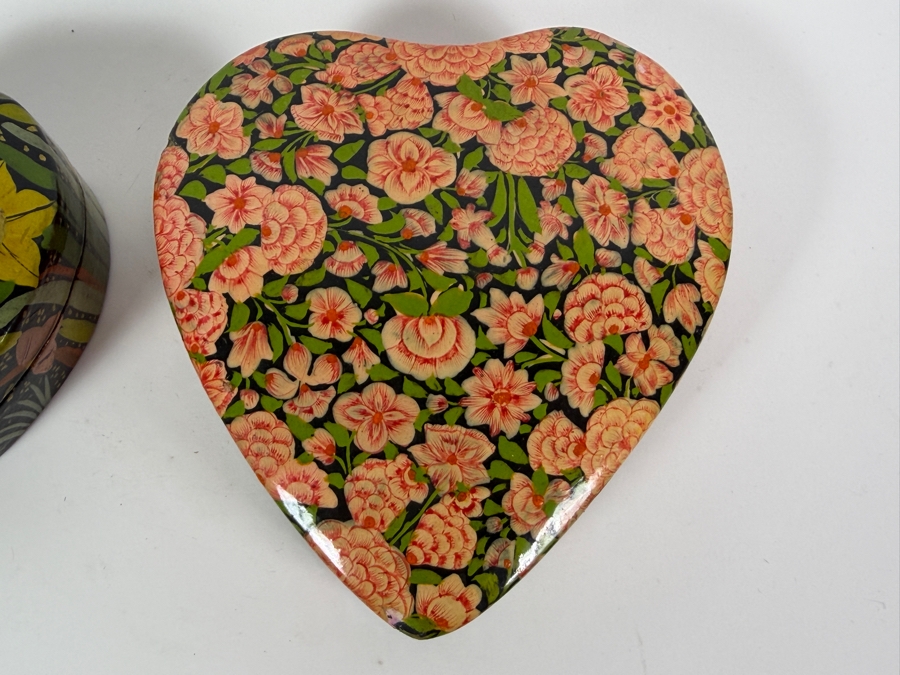 (2) Vintage Kashmiri Paper Mache Heart Shaped Trinket Boxes [Photo 4]